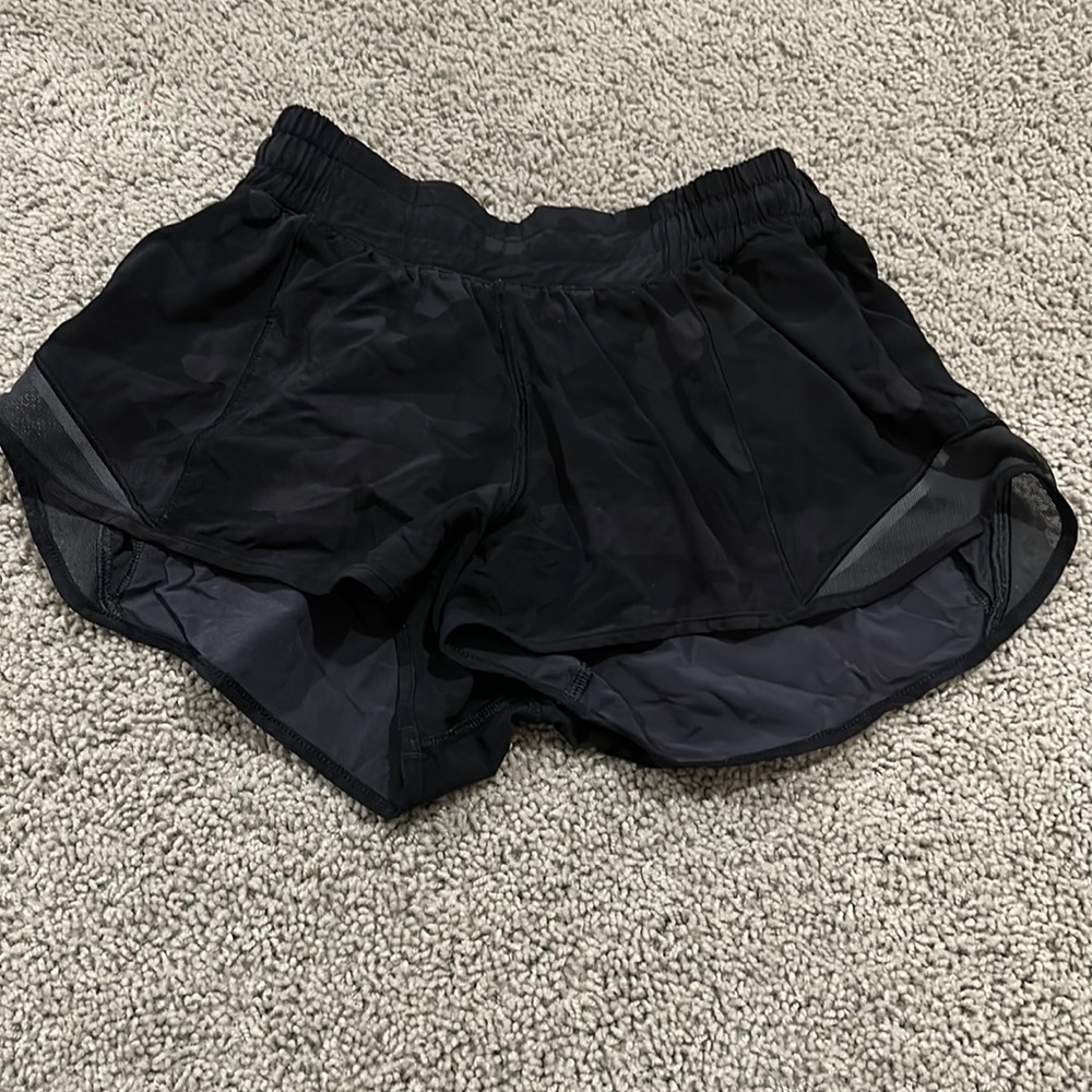 Lululemon hotty hot shorts